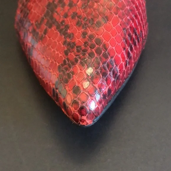 ‼️SOLD‼️L’INTERVALLE red snake skin flats, Size 6 US, Made in Spain. - Picture 5 of 13